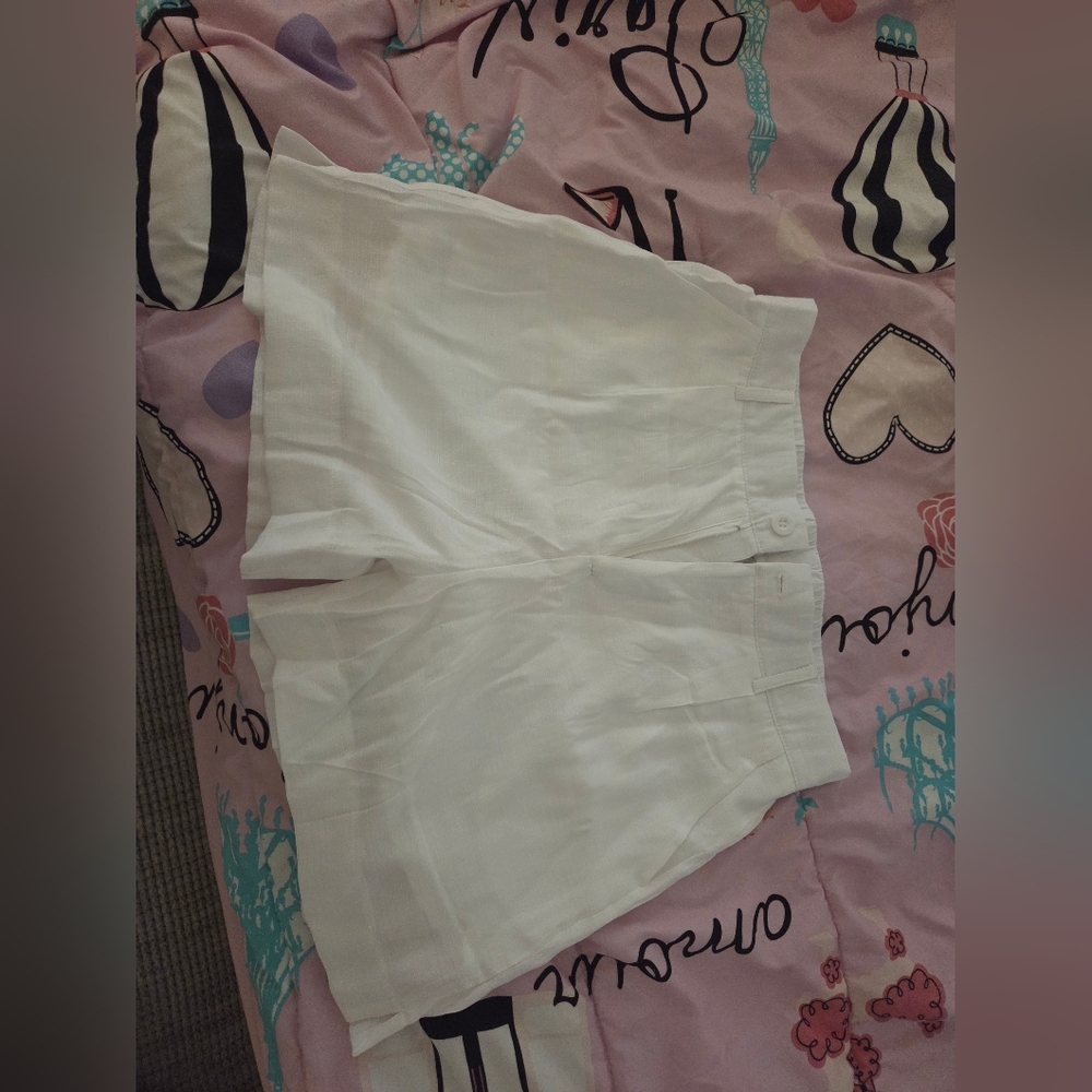 High Waist White Shorts with Flowy Fit